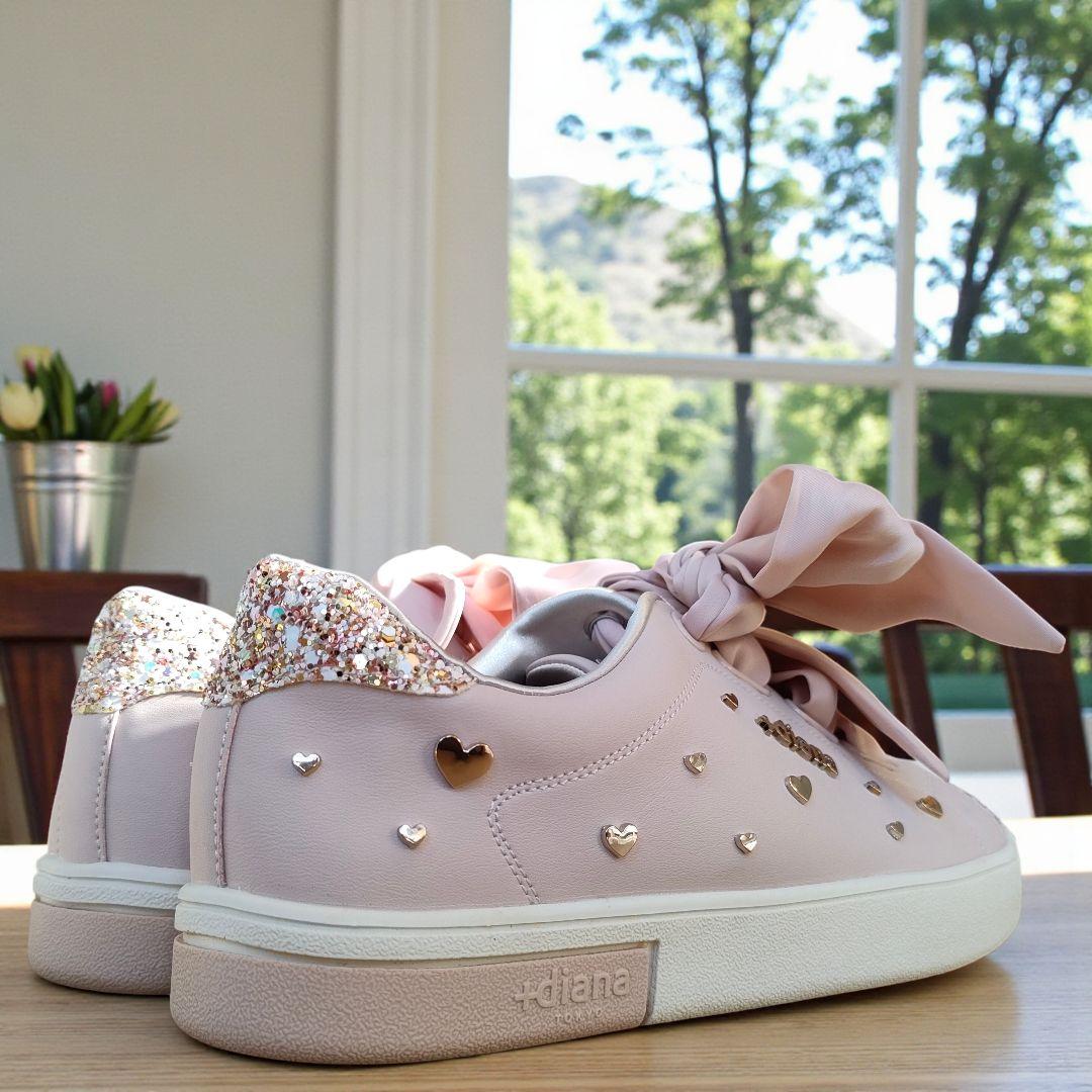 +diana プラスダイアナ バレンタイン限定　スニーカー ピンク 23.5cm