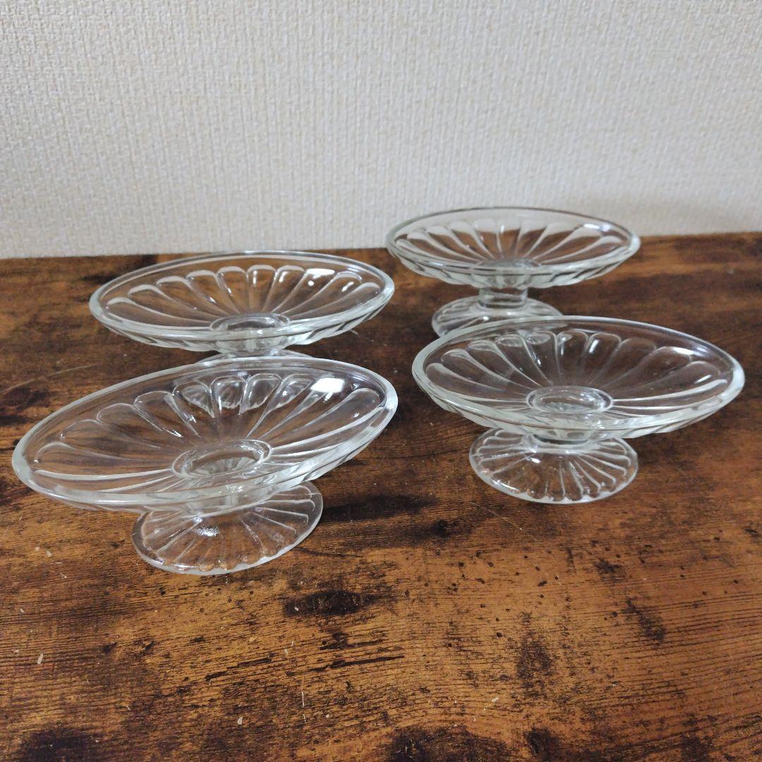 昭和レトロ 脚付きガラス皿 プリンアラモード 4個セット売り