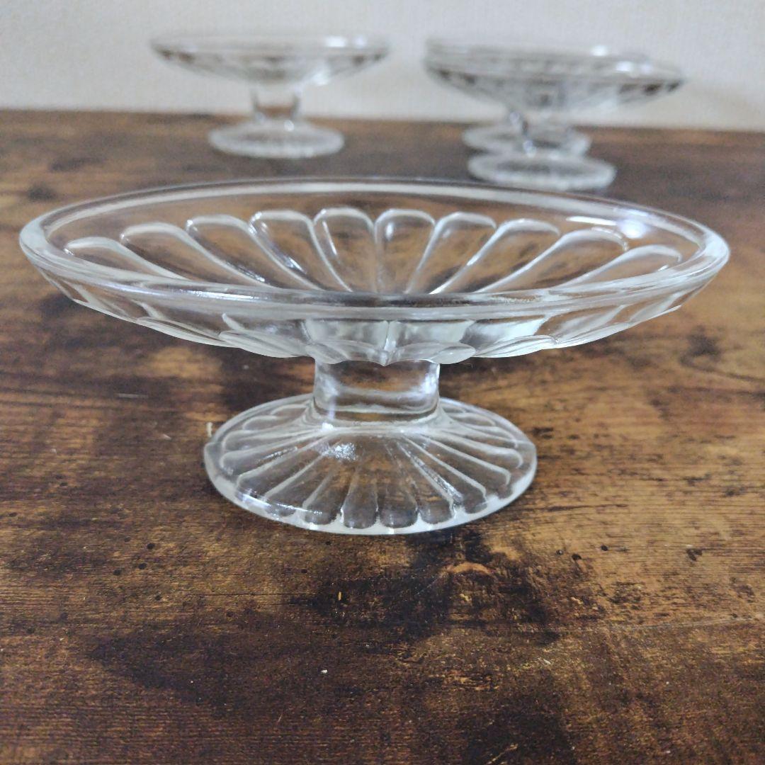 昭和レトロ 脚付きガラス皿 プリンアラモード 4個セット売り