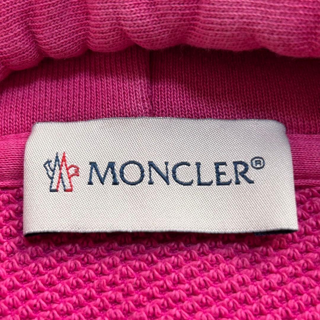 5642【希少デザイン】モンクレール☆リフレクターロゴ入りクロップド丈パーカー