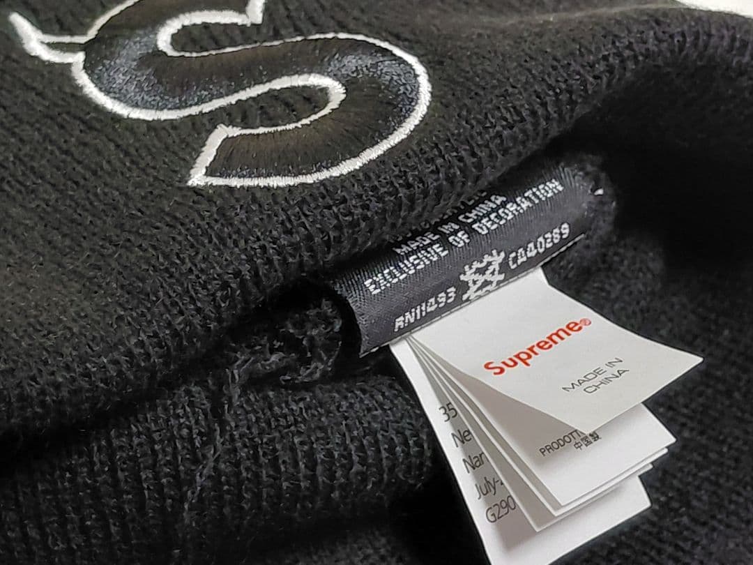 【新品】 Supreme × New Era　ツノ S Logo　Beanie