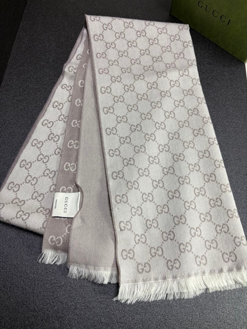 《最終値下げ》GUCCI マフラー GGパターン ホワイト×グレー 《正規品》