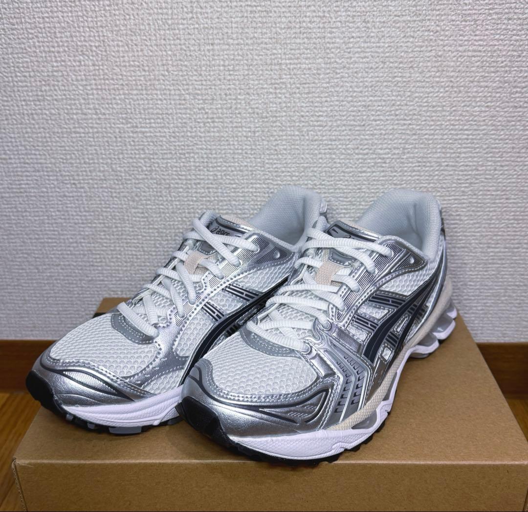 【ASICS】GEL-KAYANO 14 White/Graphite Grey