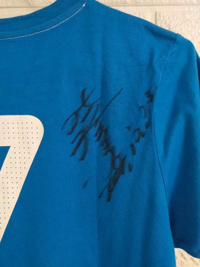 中田英寿　直筆サイン入りシャツ　極美品