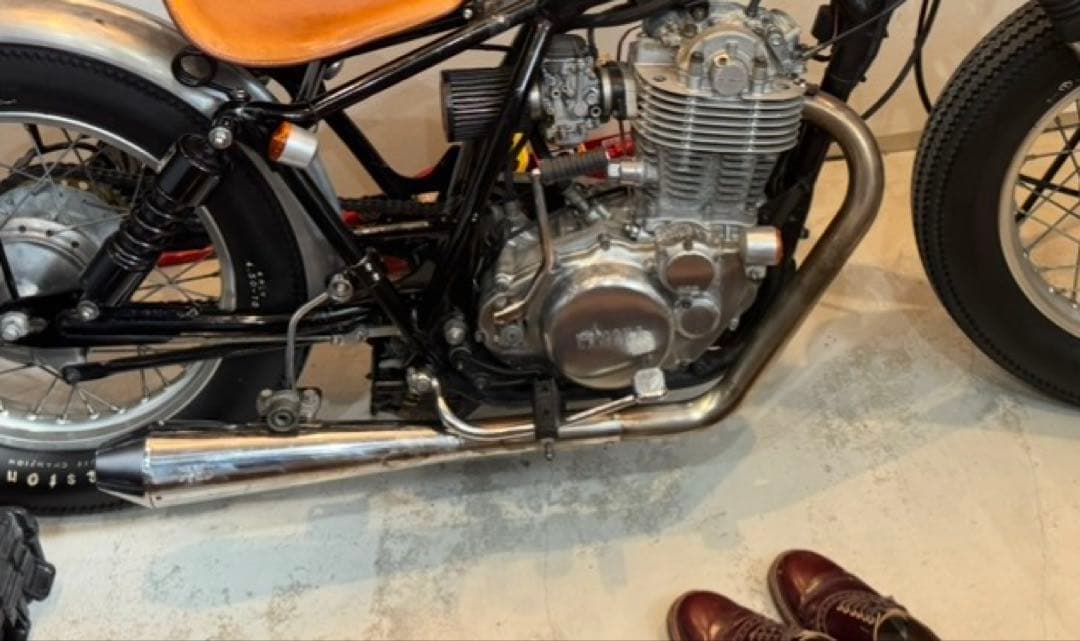 希少 ブラットスタイル スリップオン SR400用 ブラケット付き 送料込