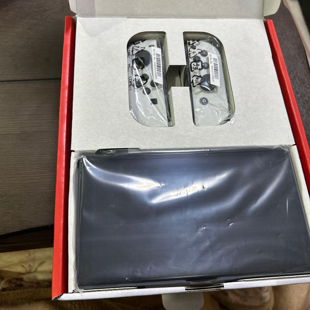 ニンテンドーSwitch 未使用　開封済み