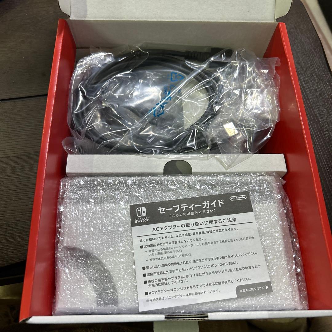 ニンテンドーSwitch 未使用　開封済み
