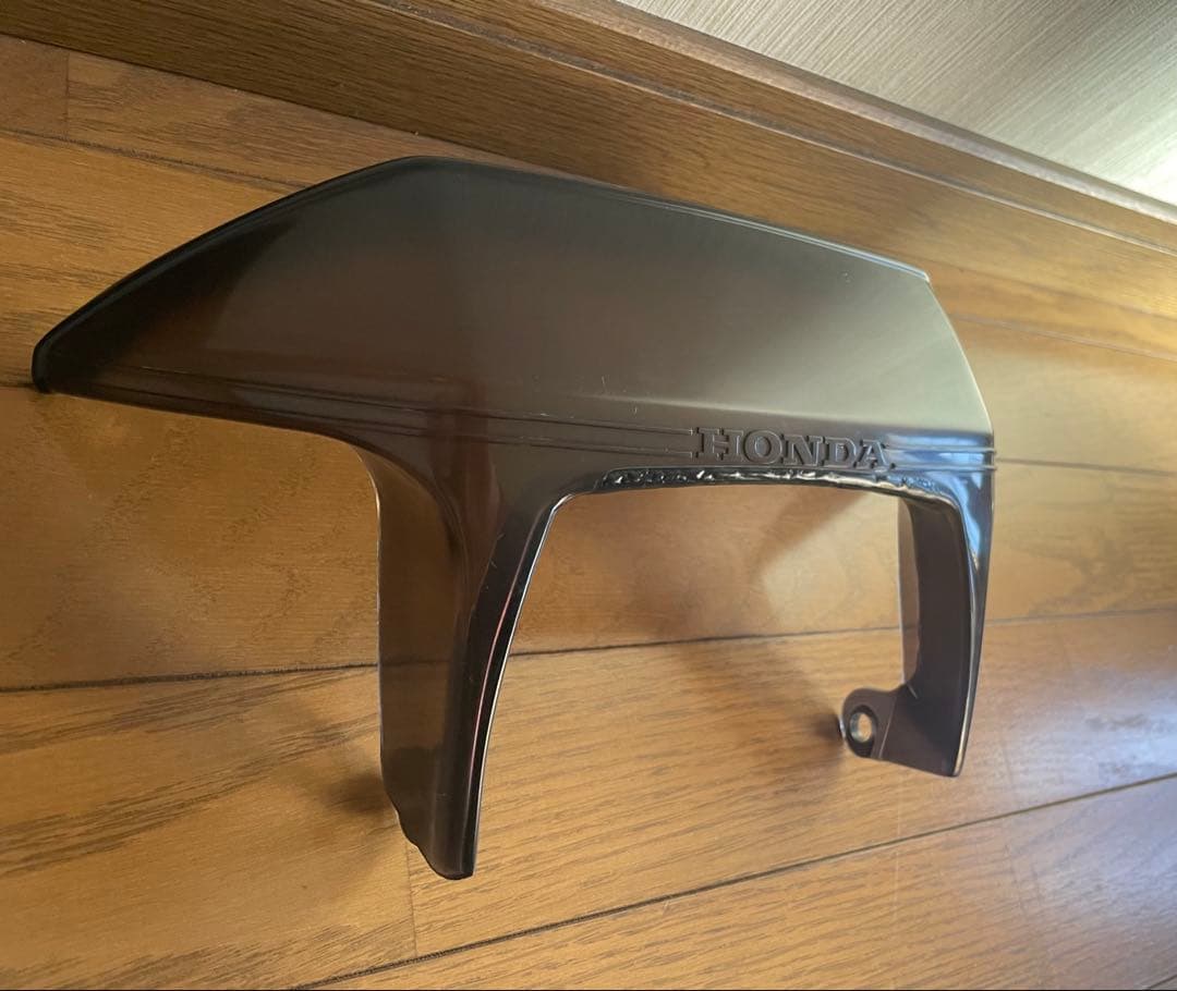 m*7様 HONDA メーターバイザー　美品