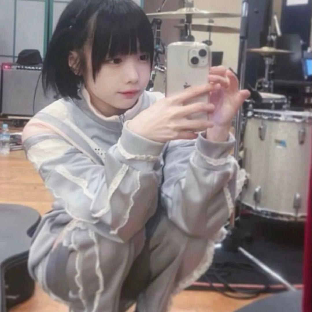 keisuke kanda ケイスケカンダ レース縫いのジャージ 上 グレー