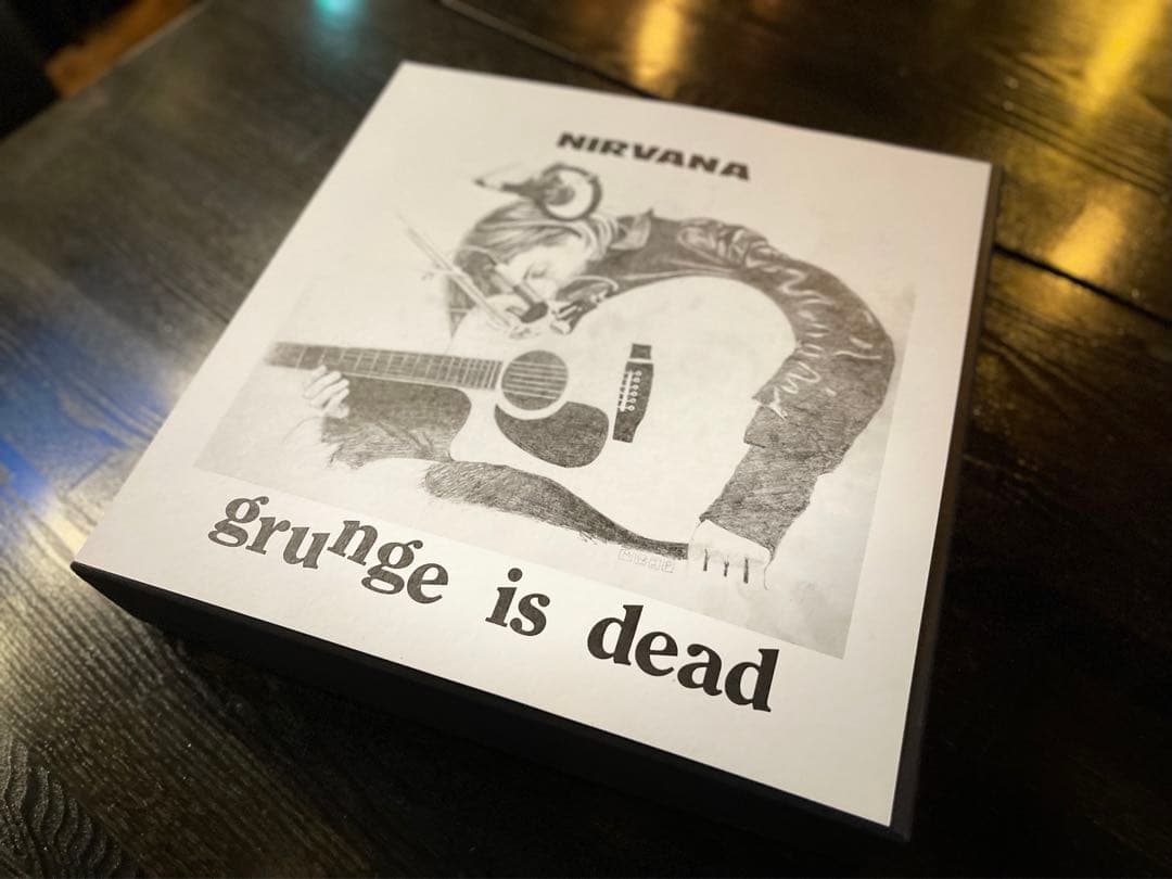 NIRVANA GRUNGE IS DEAD 限定版セット