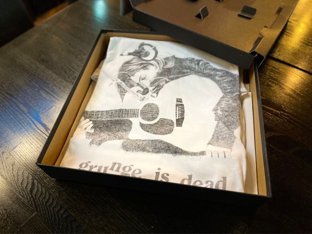 NIRVANA GRUNGE IS DEAD 限定版セット