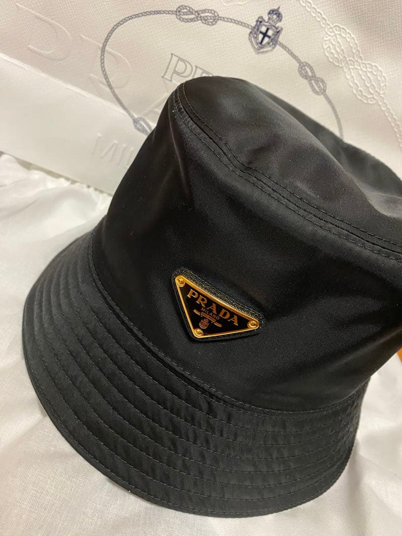 PRADA バケハ レディースMサイズ 新品未使用