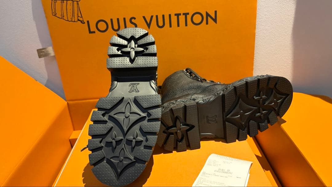 極美品LOUISVUITTON23ssバロックラインDI12121AB8NG