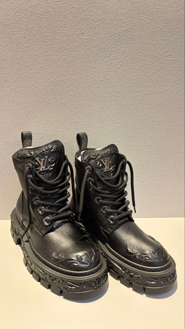 極美品LOUISVUITTON23ssバロックラインDI12121AB8NG