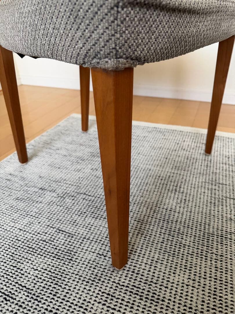 【カリモク家具】　ダイニングチェア④