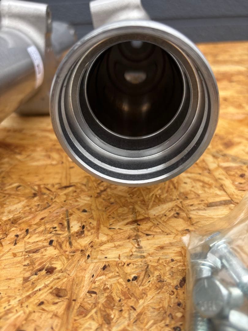 ハーレーダビッドソン　ストリートグライド　純正アウターチューブ