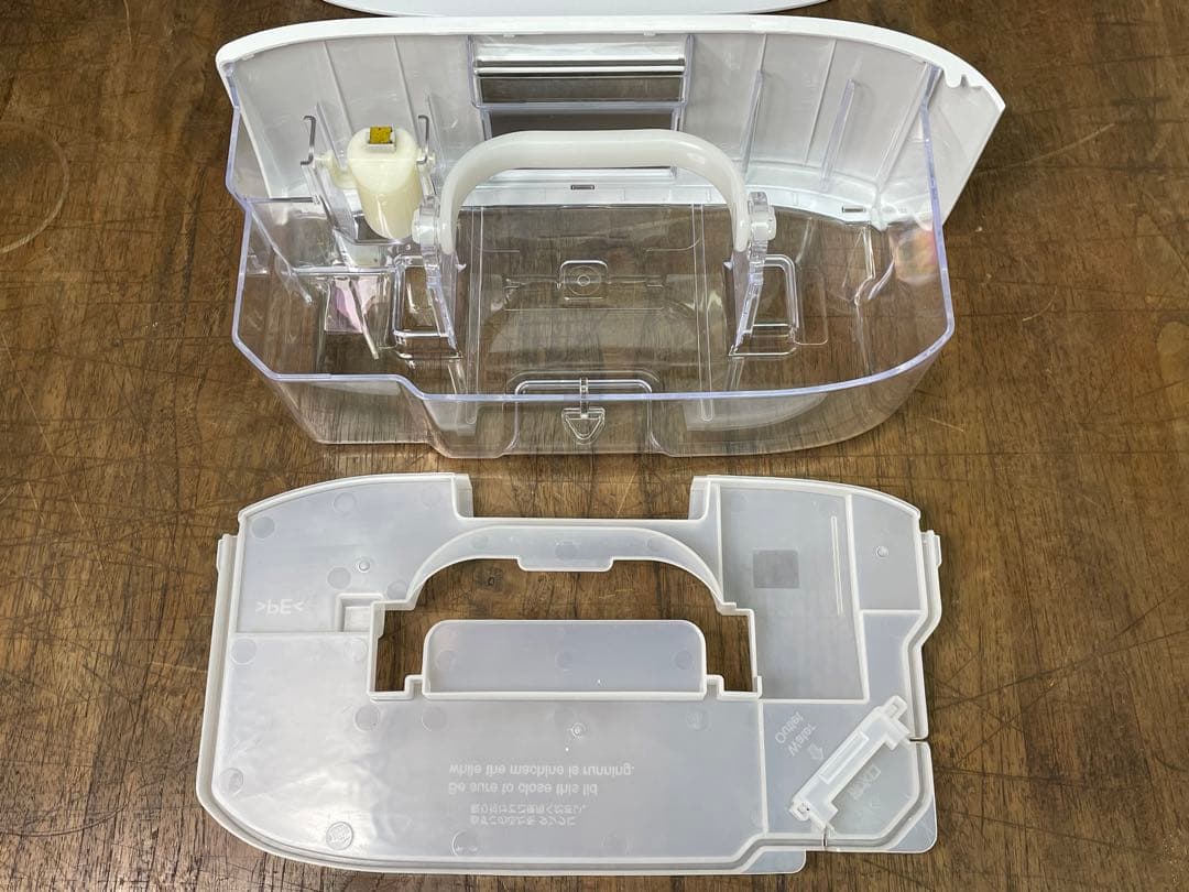 パナソニック　衣類乾燥除湿機　デシカント方式　F-YZT60　2020年製