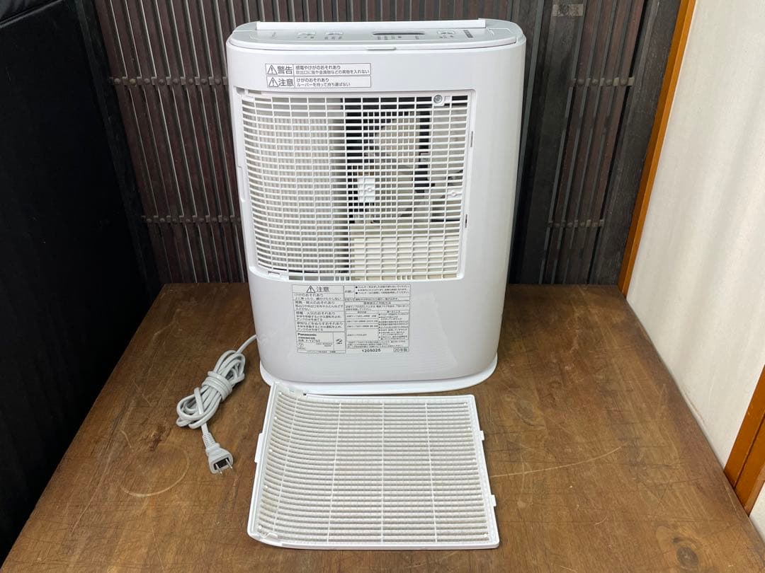 パナソニック　衣類乾燥除湿機　デシカント方式　F-YZT60　2020年製