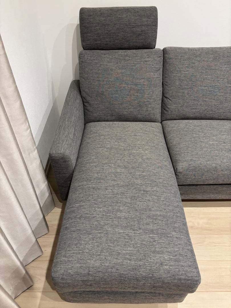 てぃ【ニトリ】布Nシールド、カウチソファ、グレー