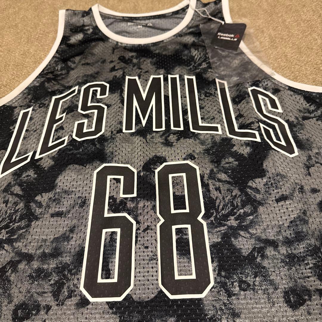 完売レア品　リーボックレズミルズ　タンクトップ