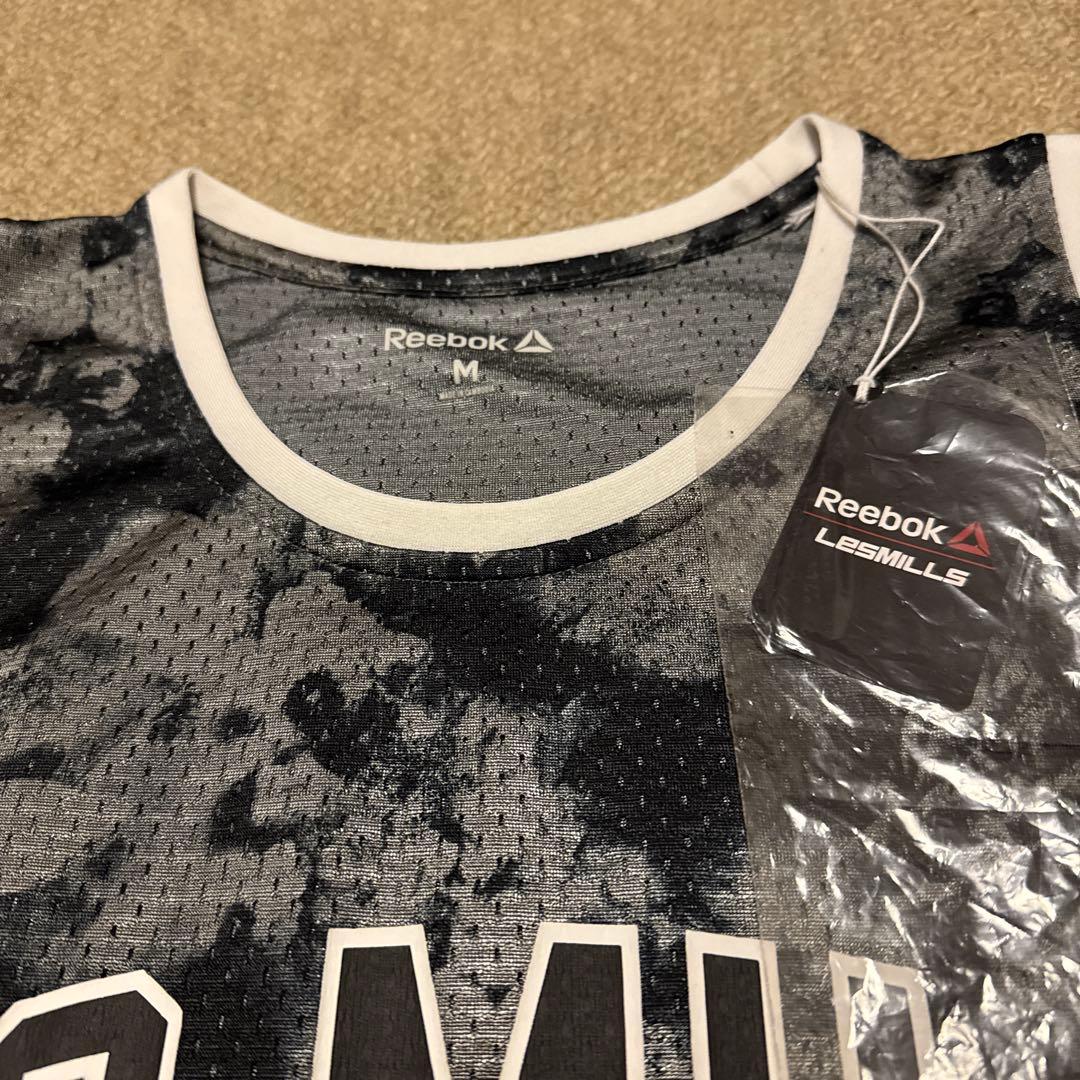 完売レア品　リーボックレズミルズ　タンクトップ