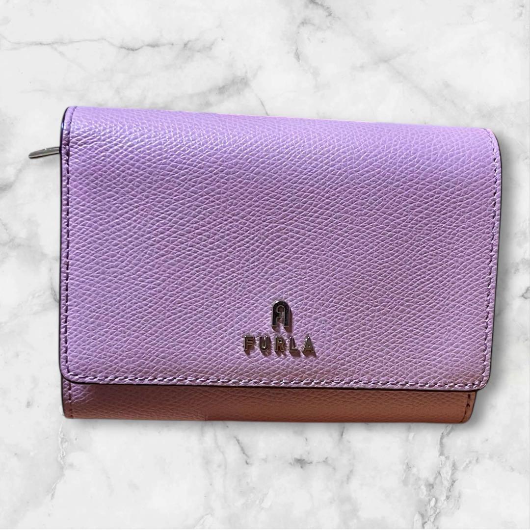 美品 FURLA フルラ☆シボ革 カメリア ウォレット レザー ピンク箱保存袋付