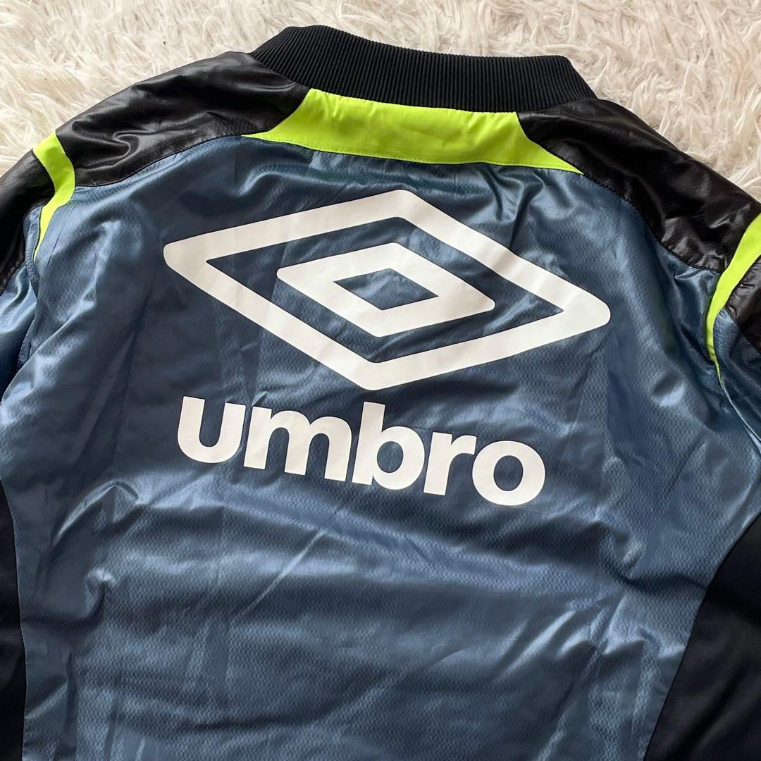 美品 UMBRO 中綿 ナイロン セットアップ ゴールド ロゴ刺繍 ドローコード