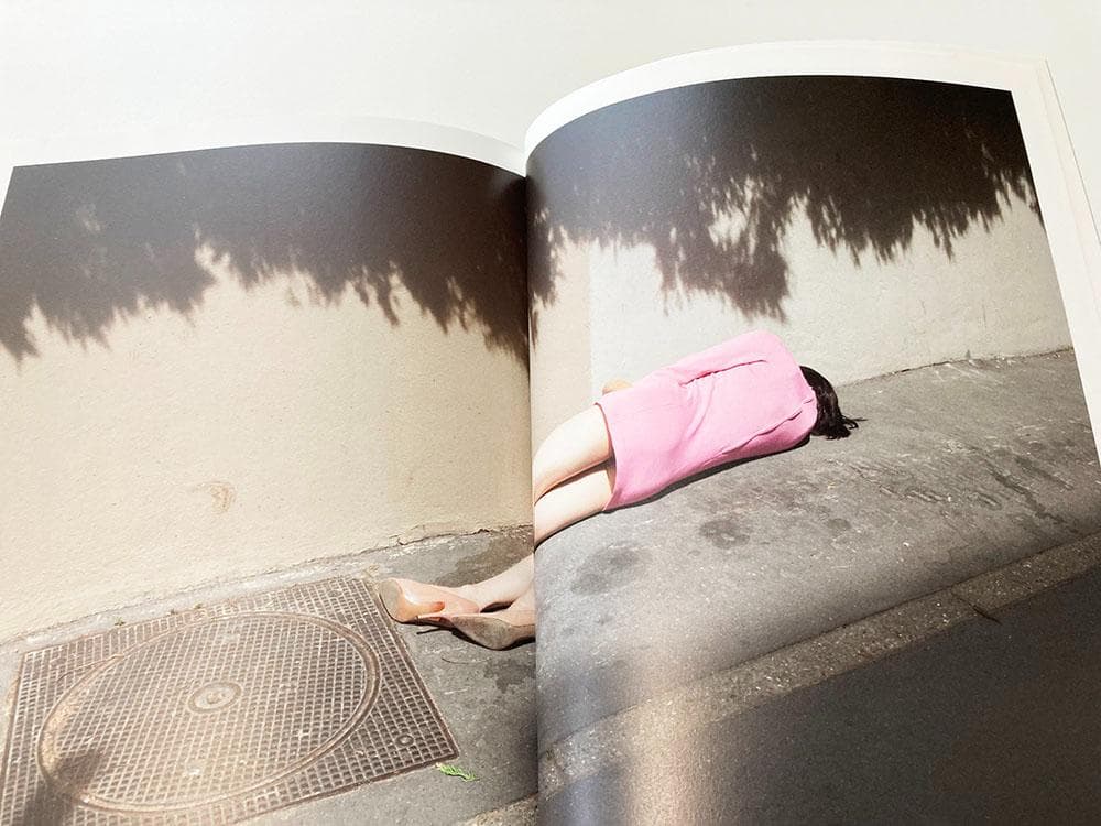 アート・デザイン・音楽 Viviane Sassen / ROXANE