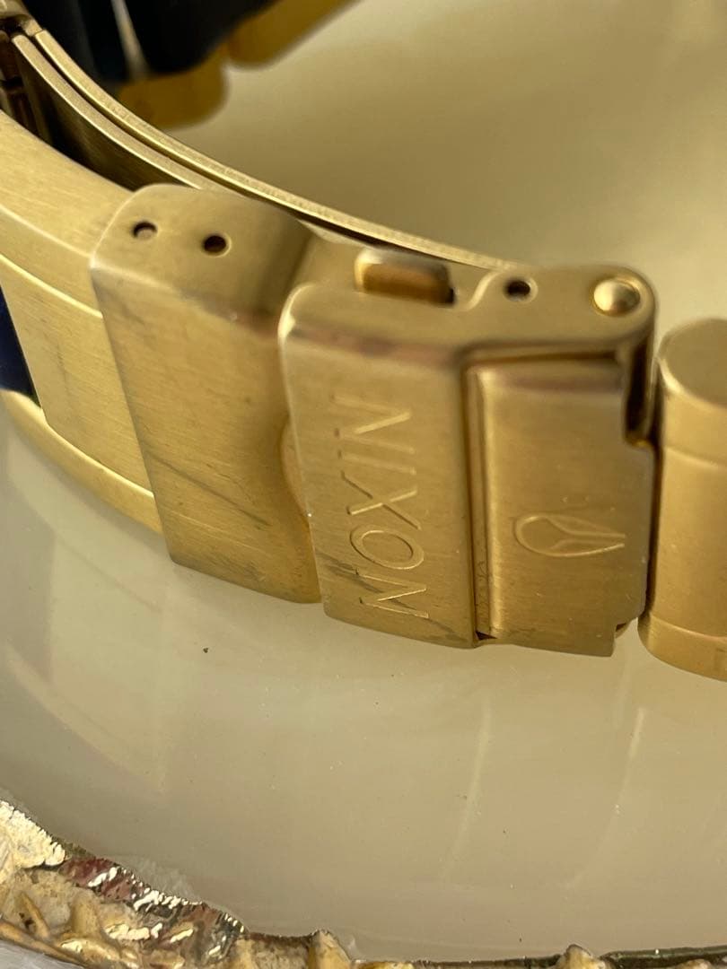 SMILE.TH です。Nixon クロノグラフ 時計 電池交換すみ