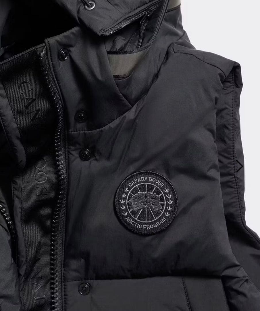   Vest Black Label【Sサイズ】試着のみ