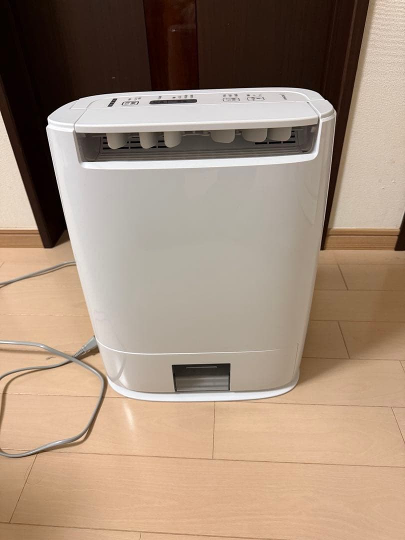 美品　2019年製　Panasonic衣類乾燥除湿機　F-YZS60