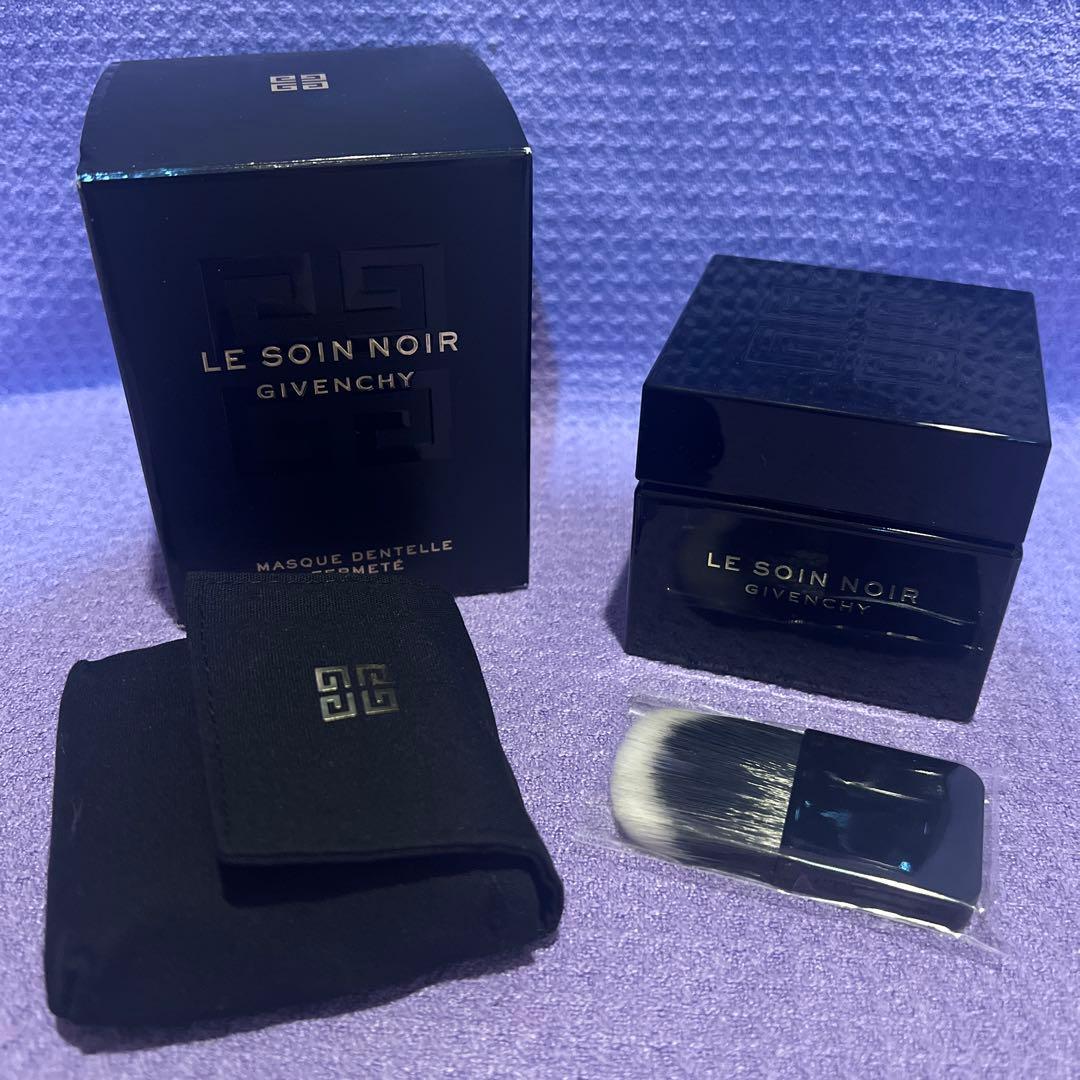 【チカ】GIVENCHY ソワンノワール ファーミング レースマスク