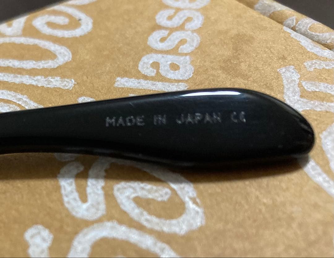 【美品】STUSSY NAOMI サングラス 黒 ステューシー◻️箱,ケース付