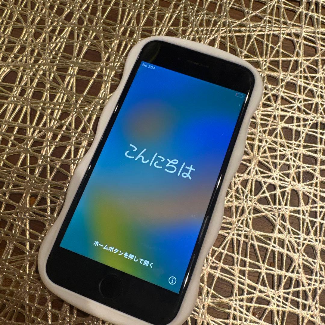 iPhone 7 ブラック ケース付き