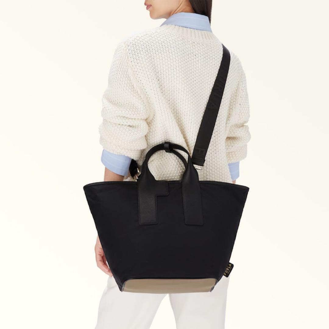 FURLA PIUMA フルラ ナイロン トートバッグ L ブラック