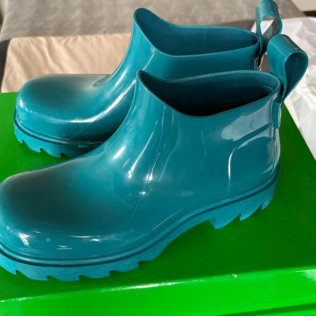 ボッテガヴェネタ　ラバーブーツ　ターコイズ