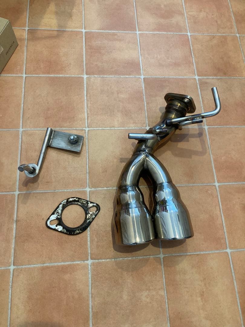 ウィルズウィンjb64左出しツインマフラー