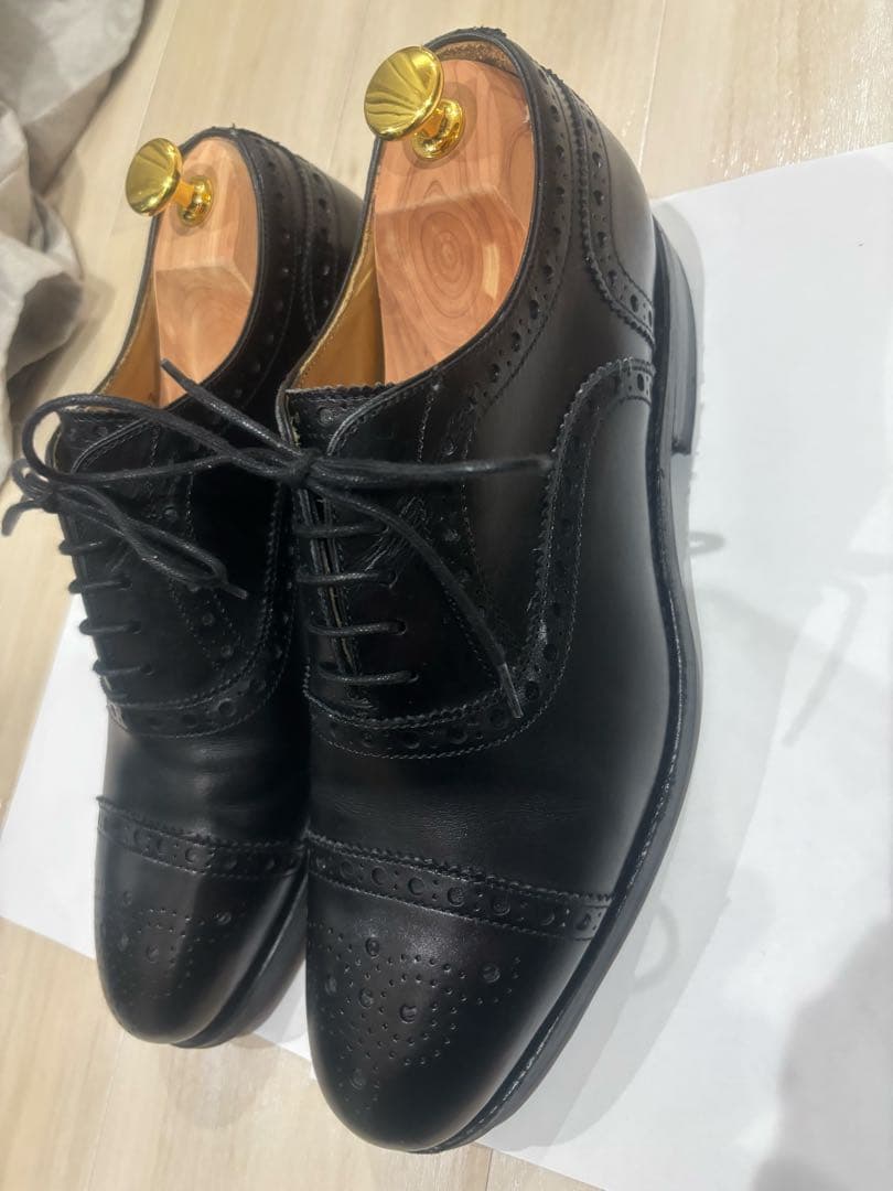 Berwickセミブローグ 黒 UK7 26cm