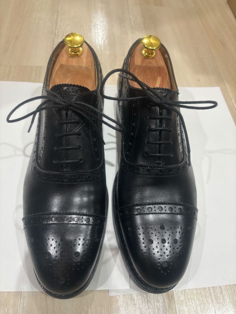 Berwickセミブローグ 黒 UK7 26cm