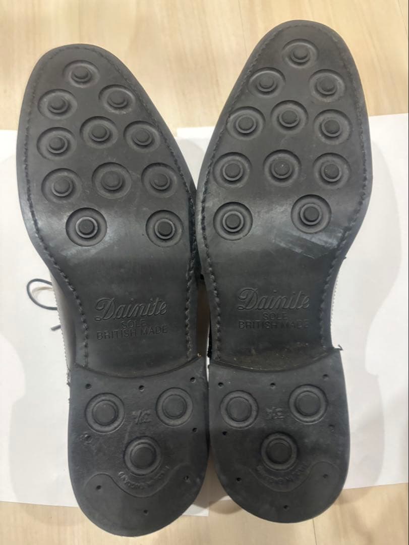 Berwickセミブローグ 黒 UK7 26cm