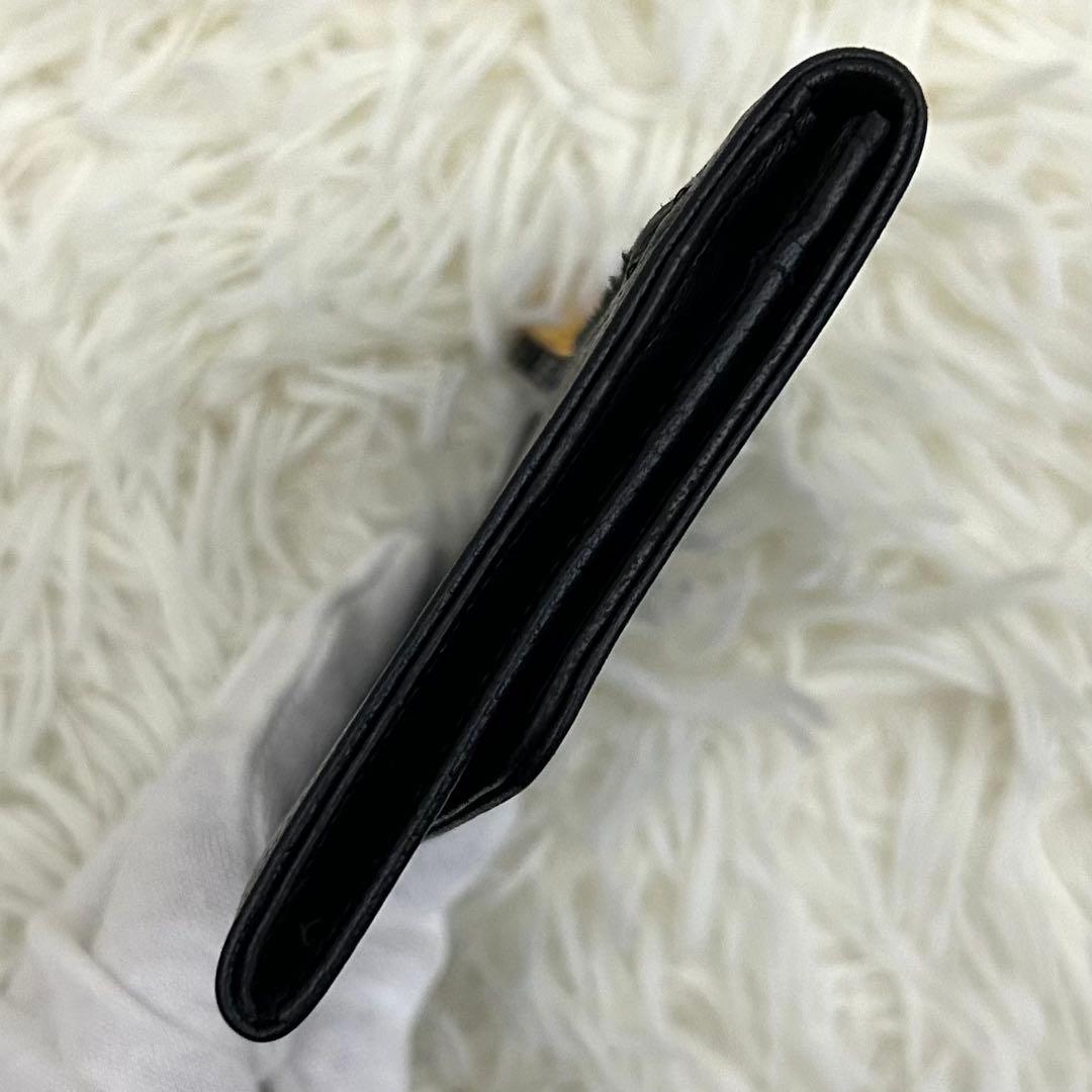 【美品】CHANEL ココマーク キャビアスキン 二つ折り財布 ブラック
