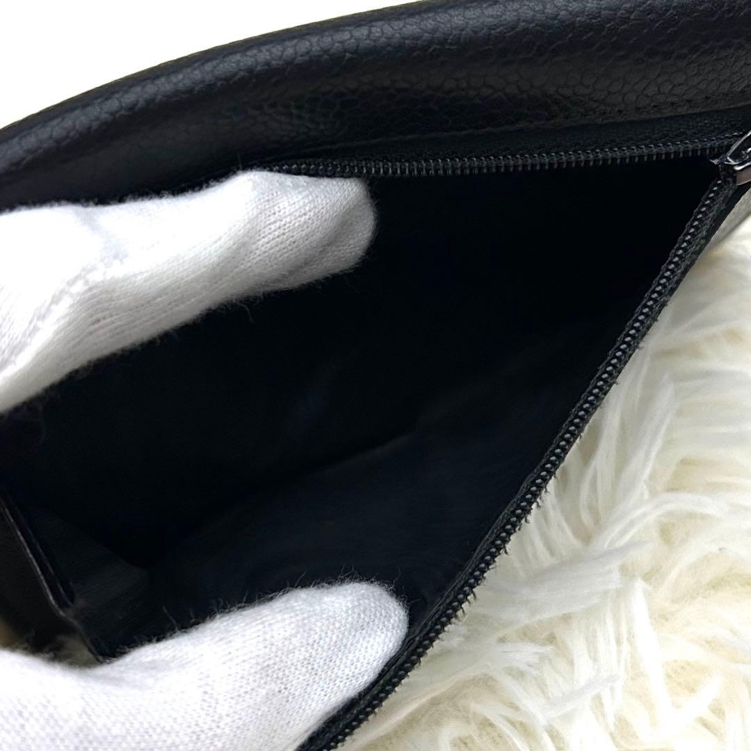 【美品】CHANEL ココマーク キャビアスキン 二つ折り財布 ブラック