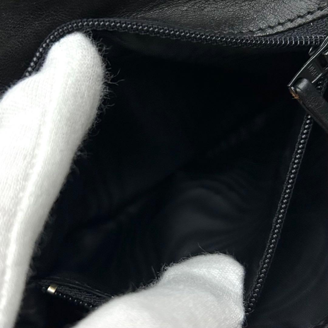 【美品】CHANEL ココマーク キャビアスキン 二つ折り財布 ブラック