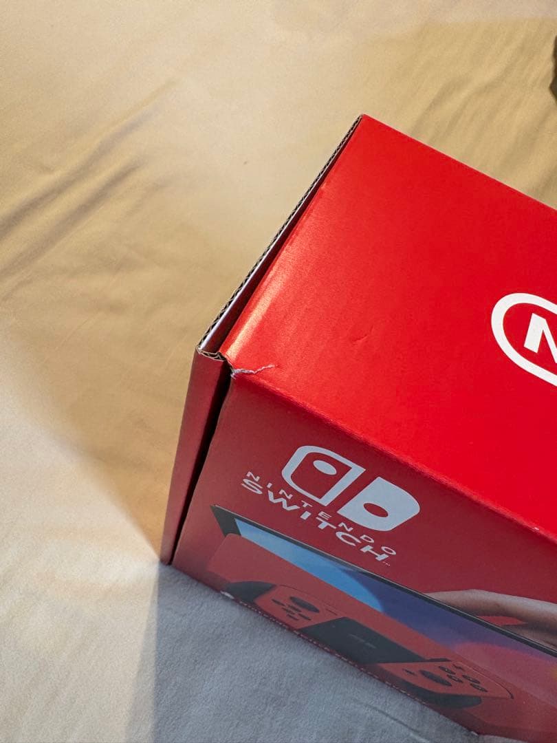 Nintendo Switch有機EL モデルマリオレッド (未開封未使用新品）