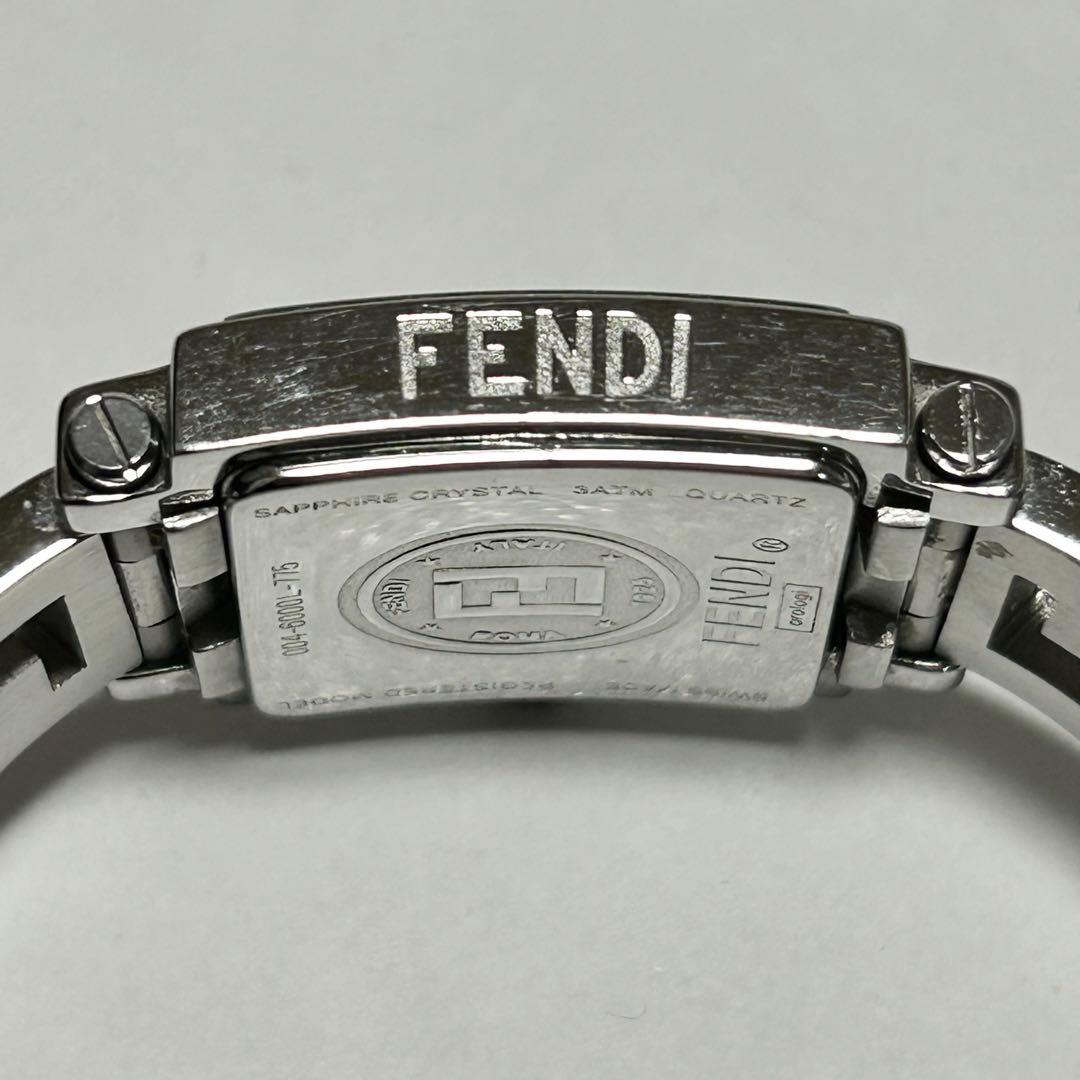 稼働/新品電池 FENDI フェンディ ズッカ クアドロ オロロジ 腕時計