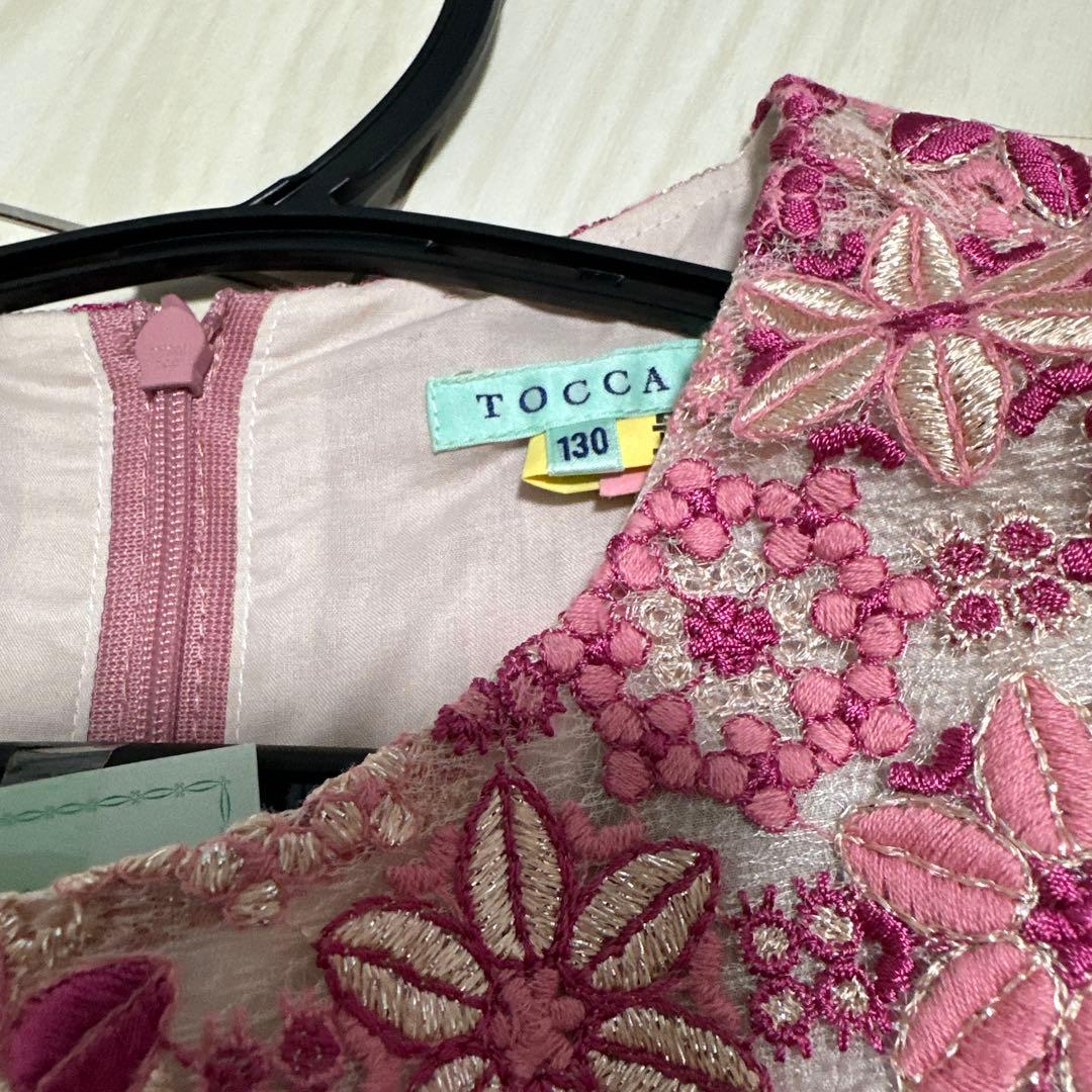 美品　TOCCA 花柄刺繍ドレス 130サイズ
