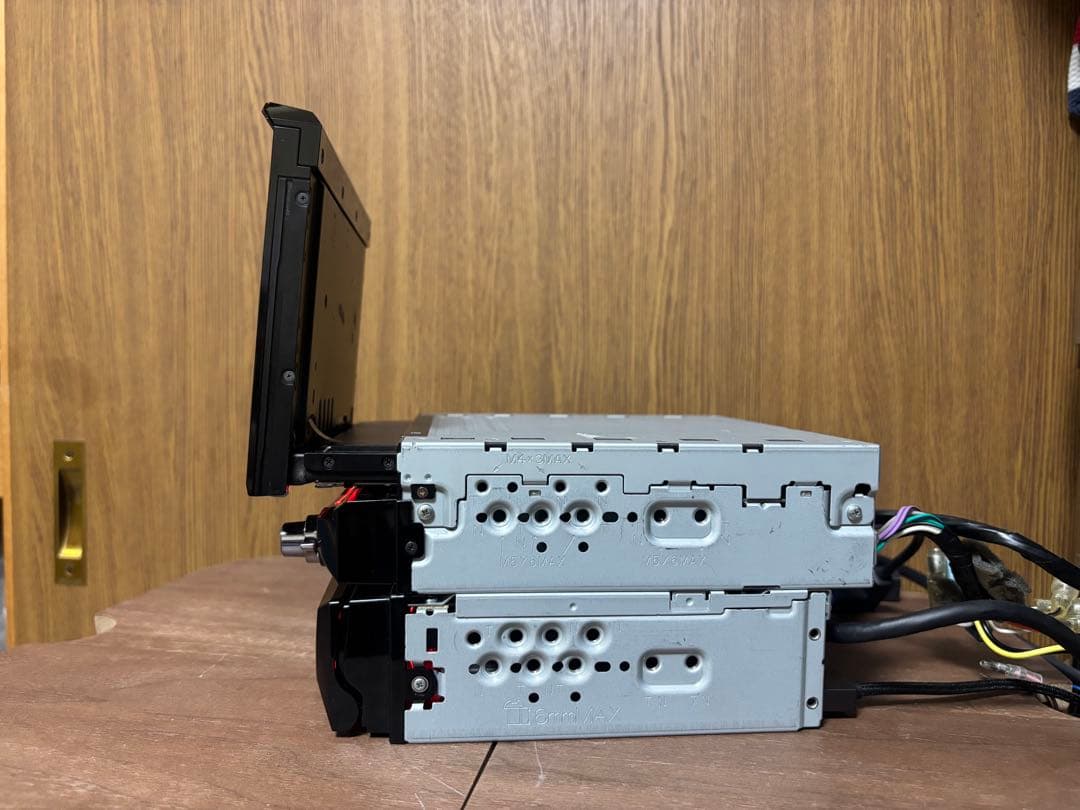 ト*ム様 ‼️格安特価品‼️カロッツェリア サイバーナビ AVIC-VH0009