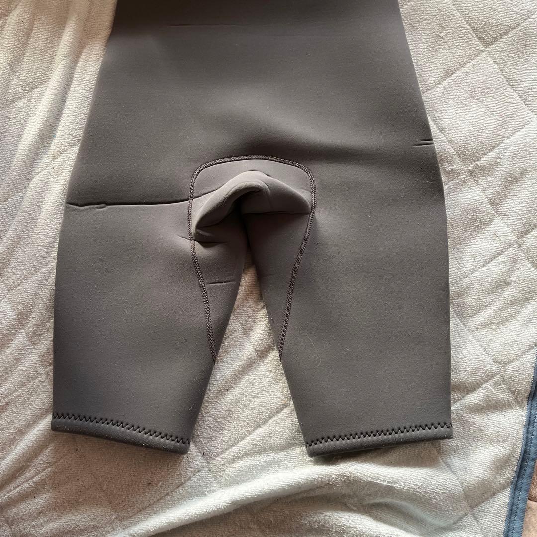 クイックシルバー　ウェットスーツ　スプリング