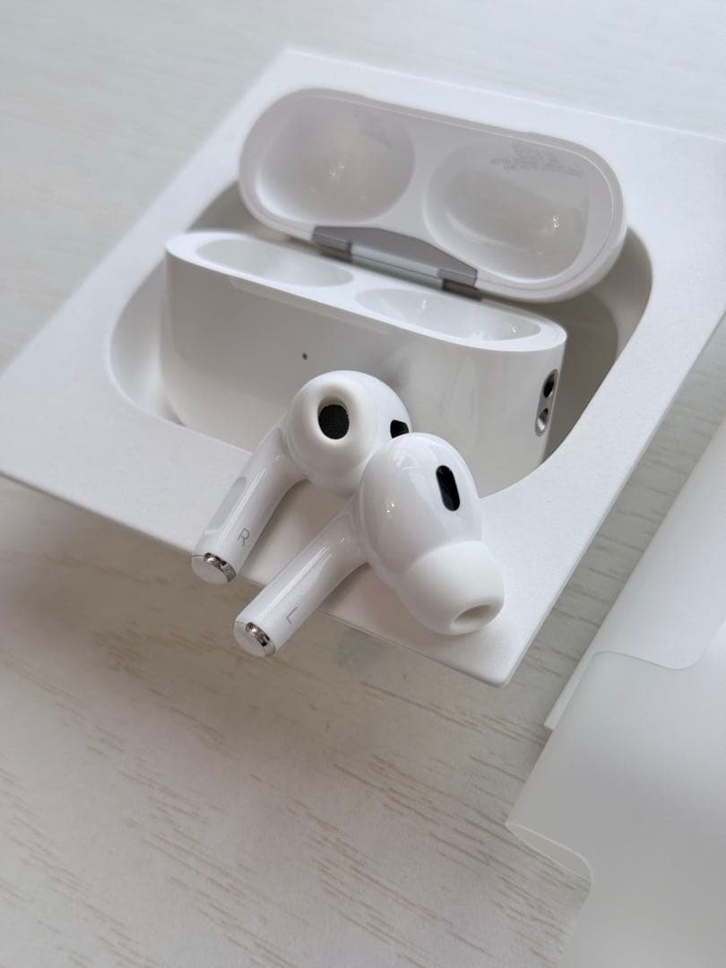 【美品】Apple正規品 AirPods Pro2 MQD83J