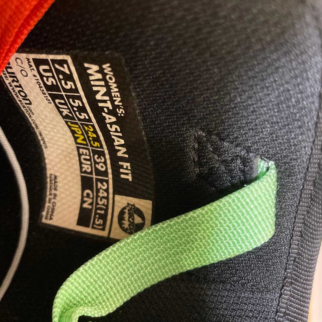 BURTON MINT ASIAN FIT 女性用スノーボードブーツ